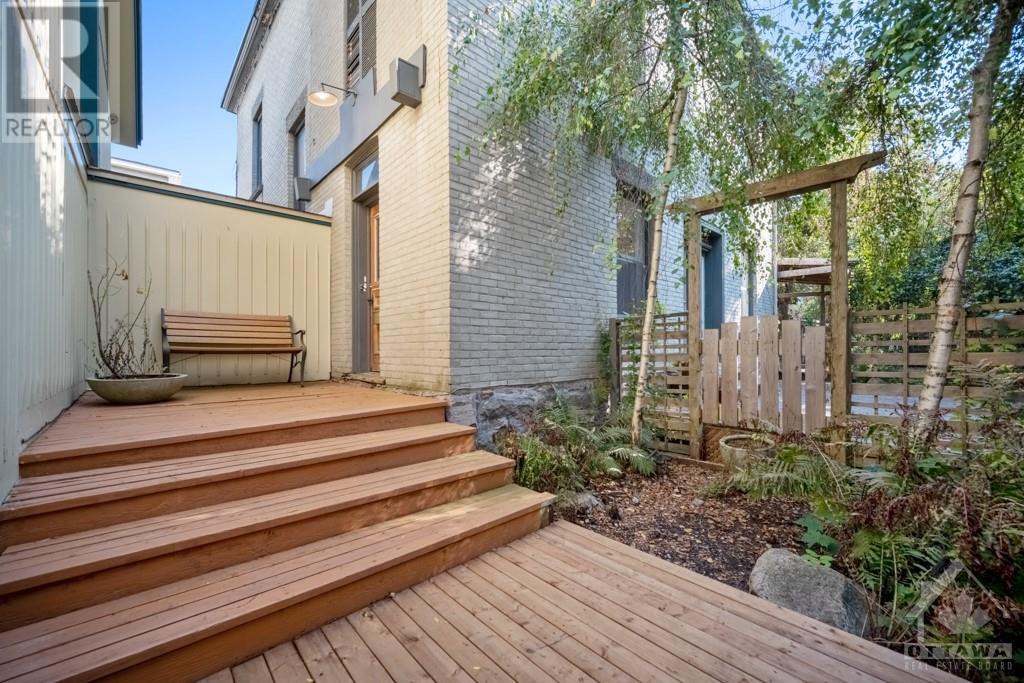 2-169 MACKAY STREET, ottawa, Ontario