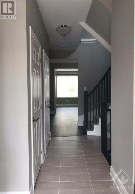 530 Millars Sound Way, Ottawa, Ontario  K2J 6K4 - Photo 3 - 1365427