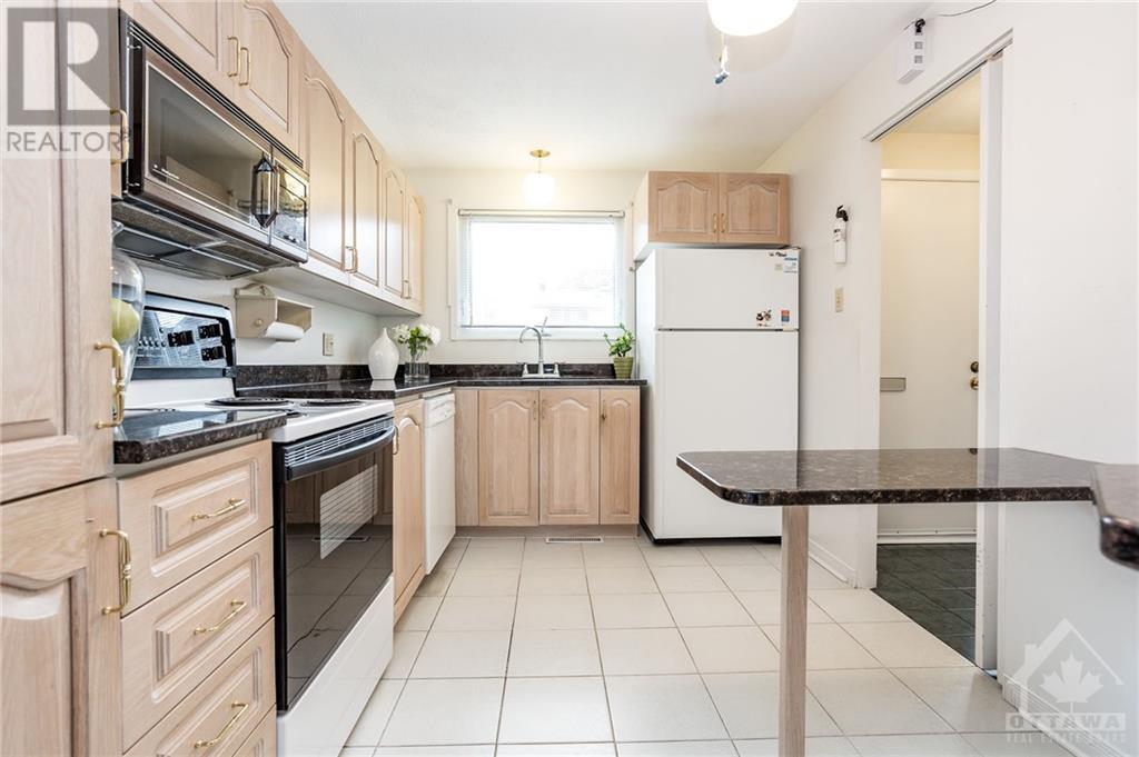 39 Woodfield Drive Unit#c, Ottawa, Ontario  K2G 3Y6 - Photo 12 - 1365539