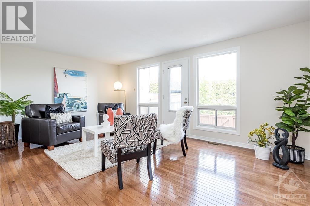 39 Woodfield Drive Unit#c, Ottawa, Ontario  K2G 3Y6 - Photo 4 - 1365539