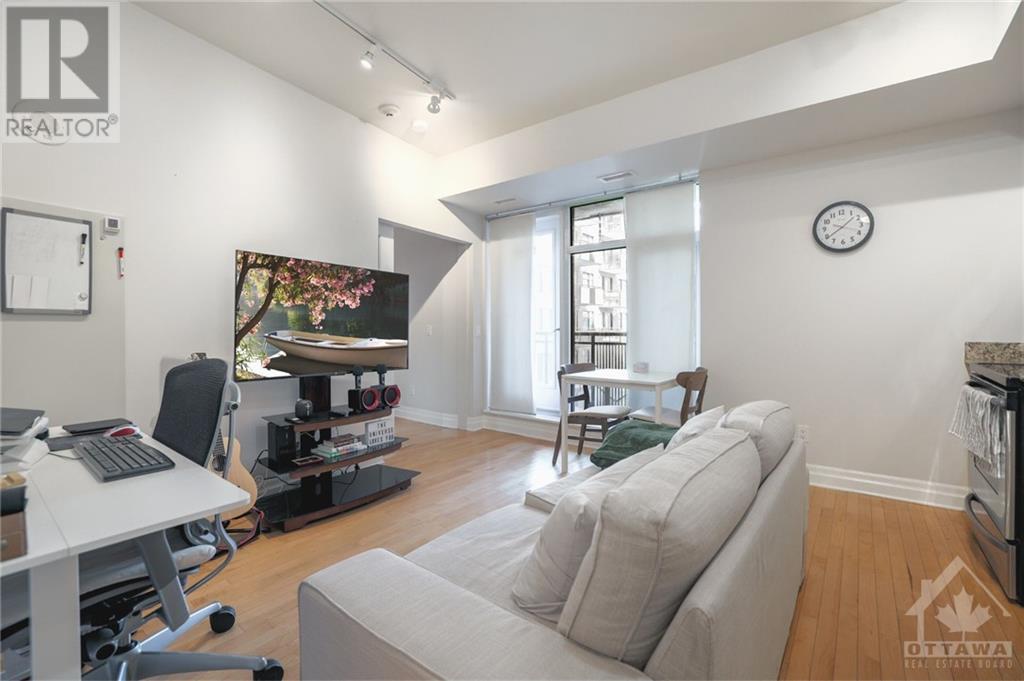 245 Kent Street Unit#707, Ottawa, Ontario  K2P 0A5 - Photo 3 - 1365490