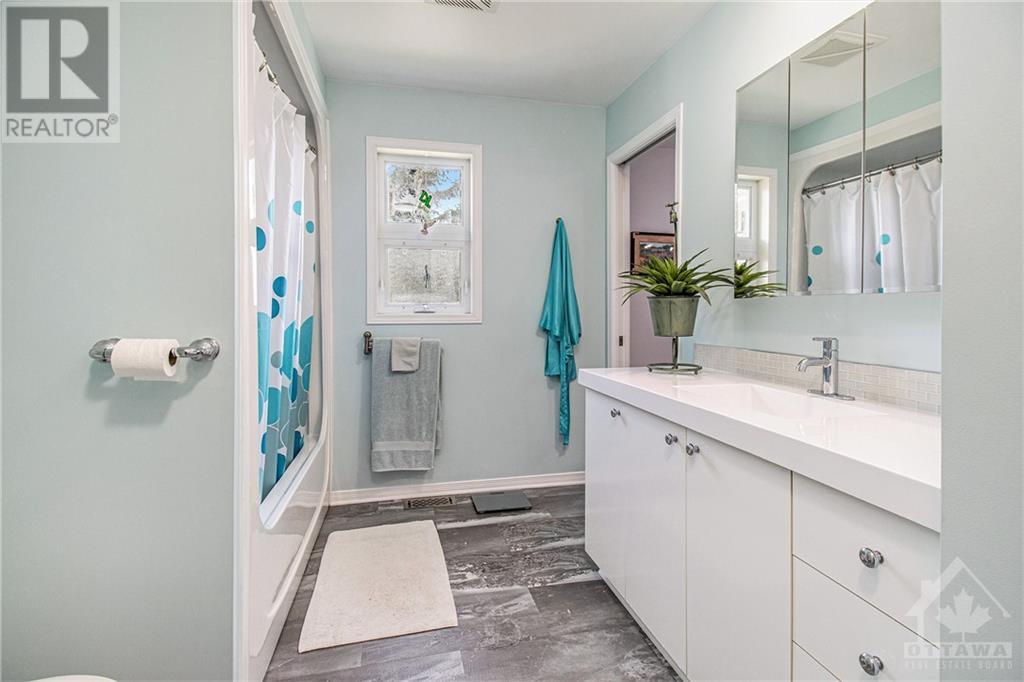 2136 Lemery Street, Bourget, Ontario  K0A 1E0 - Photo 18 - 1365588