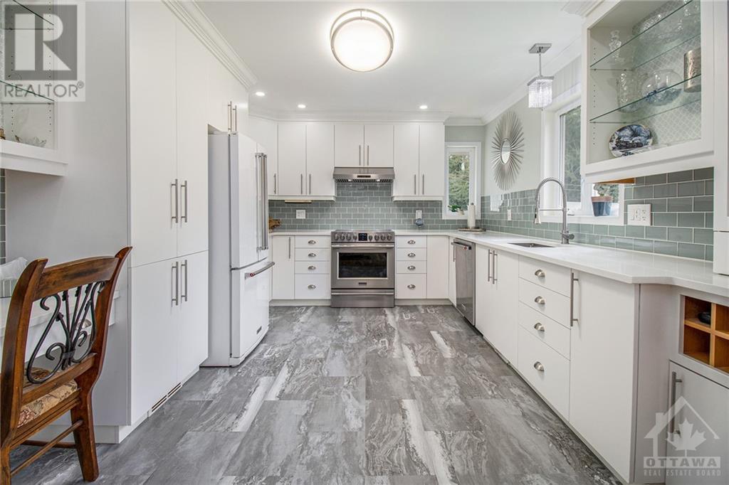 2136 Lemery Street, Bourget, Ontario  K0A 1E0 - Photo 3 - 1365588