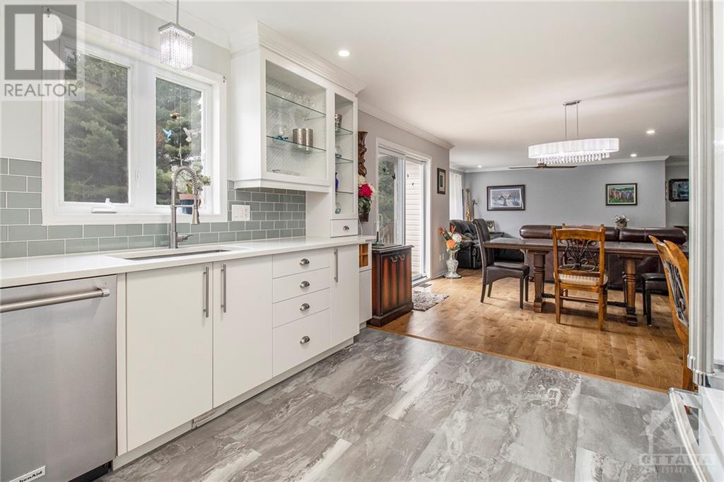 2136 Lemery Street, Bourget, Ontario  K0A 1E0 - Photo 4 - 1365588