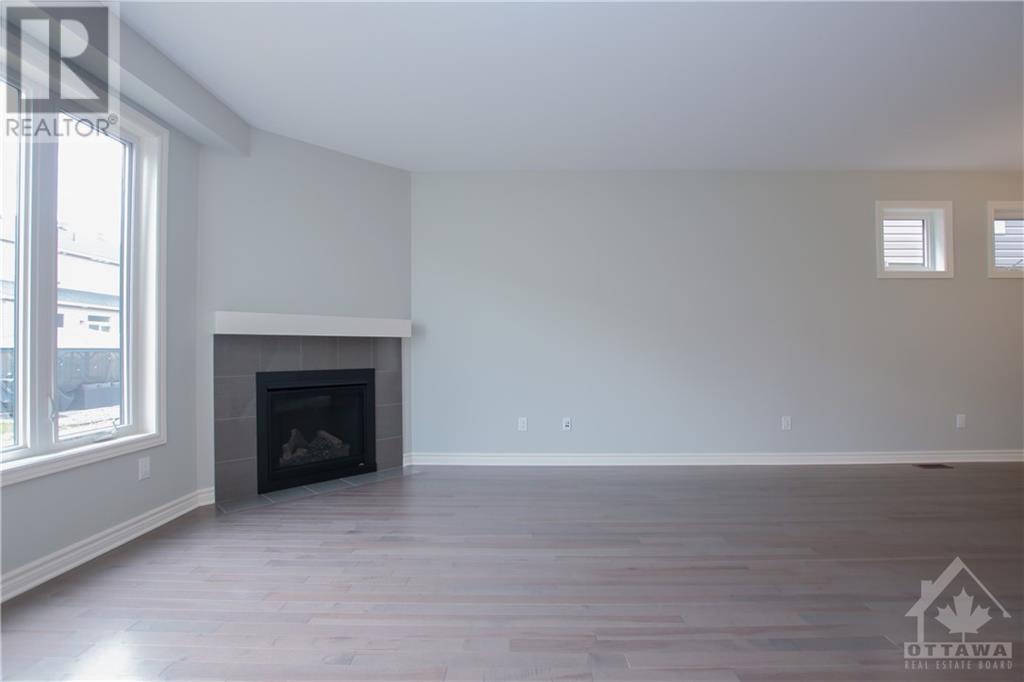 694 Parade Drive, Ottawa, Ontario  K2S 0S8 - Photo 7 - 1364089
