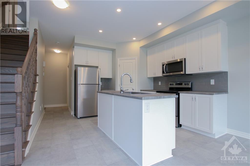 694 Parade Drive, Ottawa, Ontario  K2S 0S8 - Photo 8 - 1364089