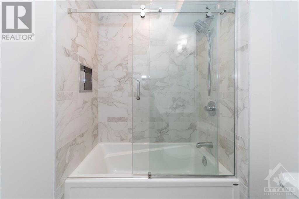 804 Star Private, Ottawa, Ontario  K2L 1W2 - Photo 17 - 1365641
