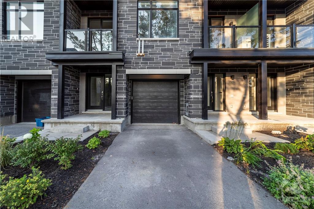 804 Star Private, Ottawa, Ontario  K2L 1W2 - Photo 2 - 1365641
