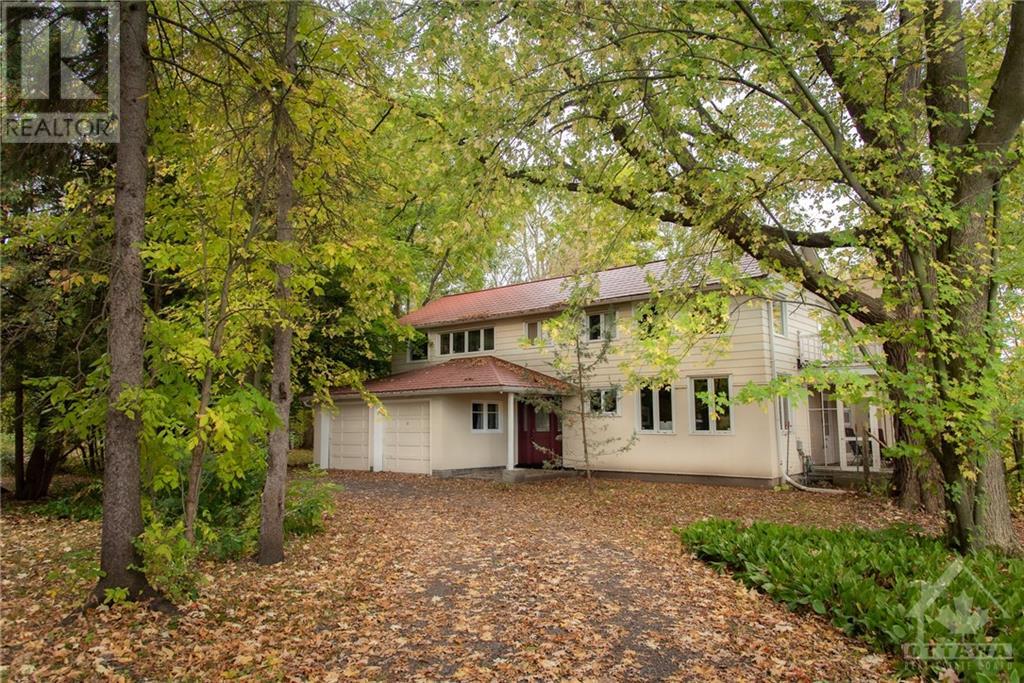 32 RYEBURN DRIVE, ottawa, Ontario