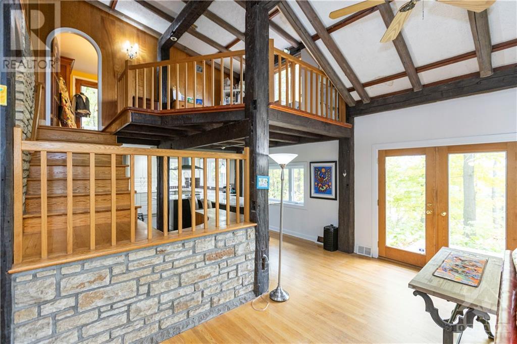 32 Ryeburn Drive, Ottawa, Ontario  K1V 1H6 - Photo 4 - 1365357