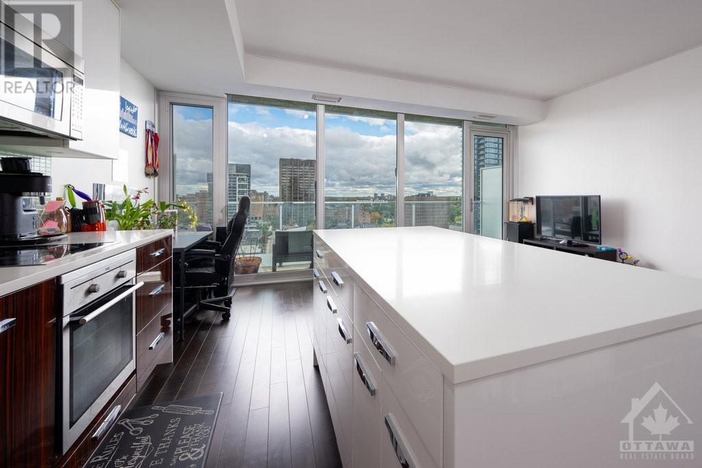 111 Champagne Avenue Unit#1108, Ottawa, Ontario  K1S 5V3 - Photo 5 - 1364686