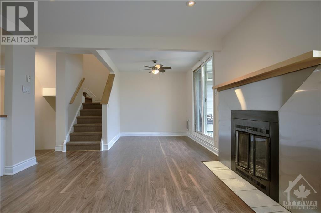 790 St Andre Drive Unit#67b, Ottawa, Ontario  K1C 4R2 - Photo 3 - 1360683