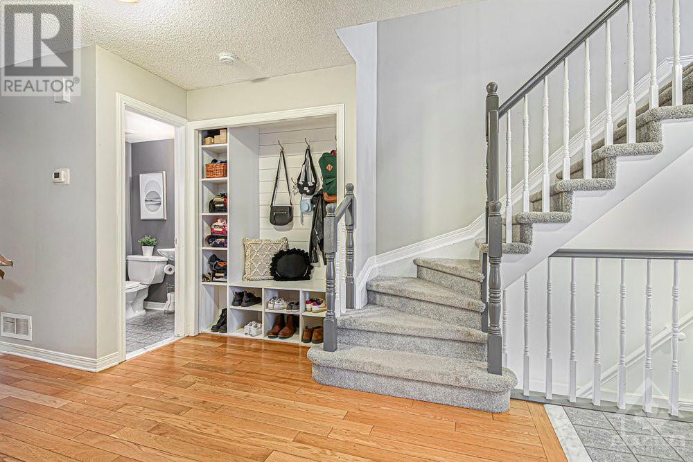 87 Hunterswood Crescent, Ottawa, Ontario  K1G 5V9 - Photo 14 - 1365798
