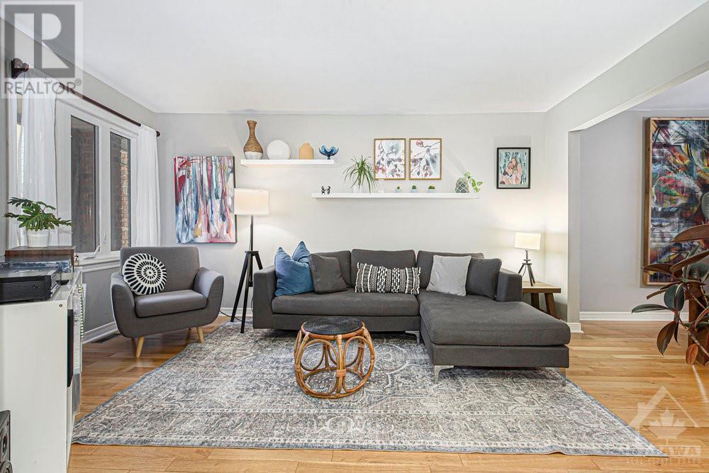 87 Hunterswood Crescent, Ottawa, Ontario  K1G 5V9 - Photo 6 - 1365798