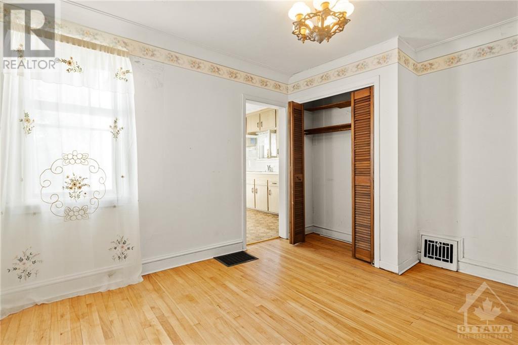 13 Pinehurst Avenue, Ottawa, Ontario  K1Y 1K2 - Photo 8 - 1365397