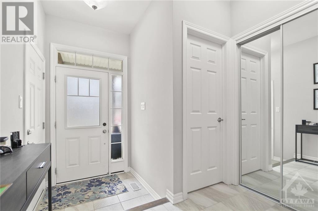 237 Willow Aster Circle, Ottawa, Ontario  K4A 1C9 - Photo 3 - 1364937