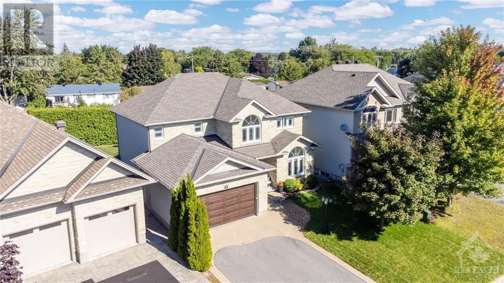 7 Azurite Crescent, Ottawa, Ontario  K2S 1Z2 - Photo 2 - 1365805
