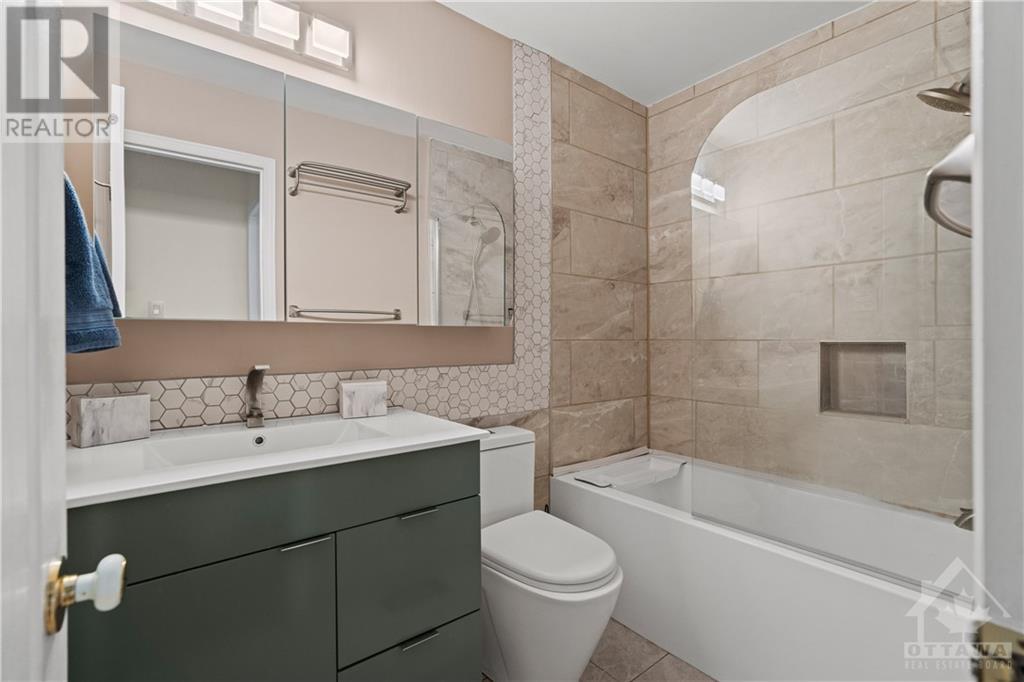 93 Crampton Drive, Ottawa, Ontario  K7C 4P8 - Photo 9 - 1364430