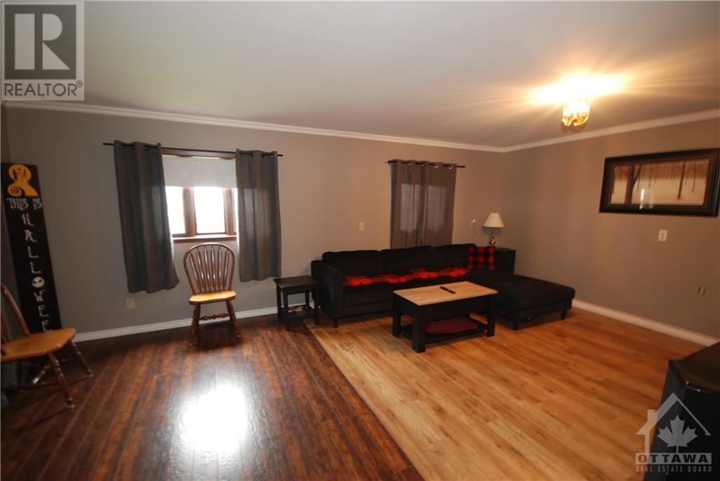 2419 Micksburg Road, Cobden, Ontario  K0J 1K0 - Photo 11 - 1365898