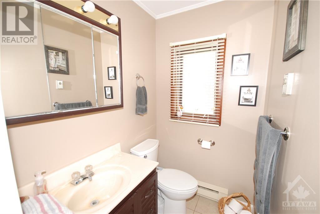 2419 Micksburg Road, Cobden, Ontario  K0J 1K0 - Photo 14 - 1365898