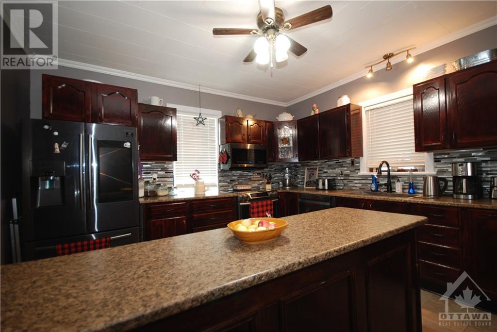 2419 Micksburg Road, Cobden, Ontario  K0J 1K0 - Photo 4 - 1365898