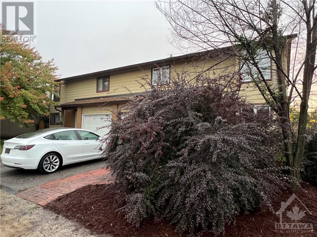 2296 COTTERS CRESCENT, ottawa, Ontario