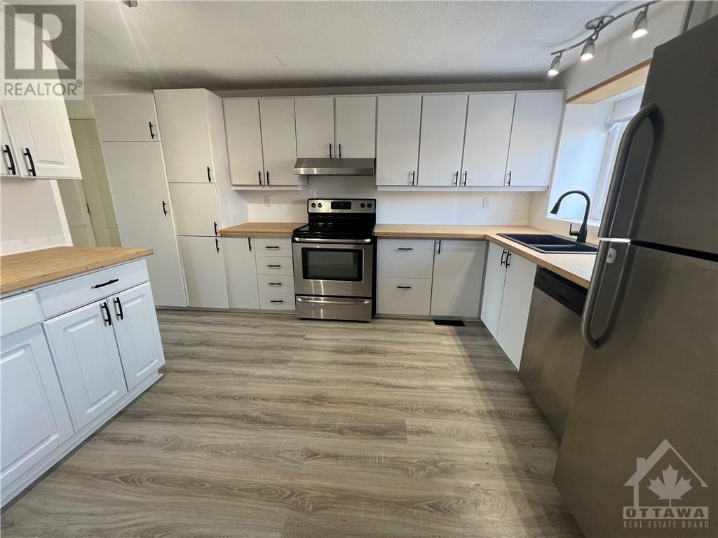 2296 Cotters Crescent, Ottawa, Ontario  K1V 8Y6 - Photo 3 - 1365906