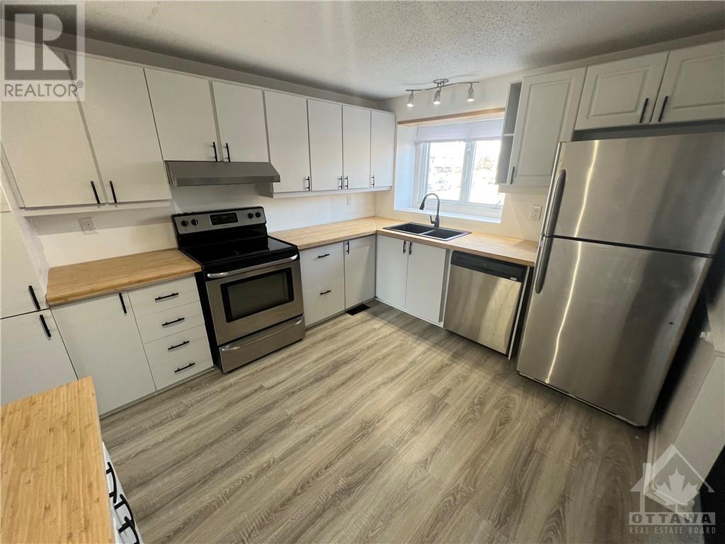 2296 Cotters Crescent, Ottawa, Ontario  K1V 8Y6 - Photo 4 - 1365906