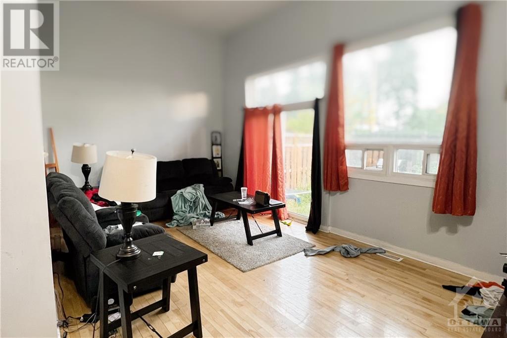 2415 Southvale Crescent Unit#79, Ottawa, Ontario  K1B 4V1 - Photo 2 - 1365856