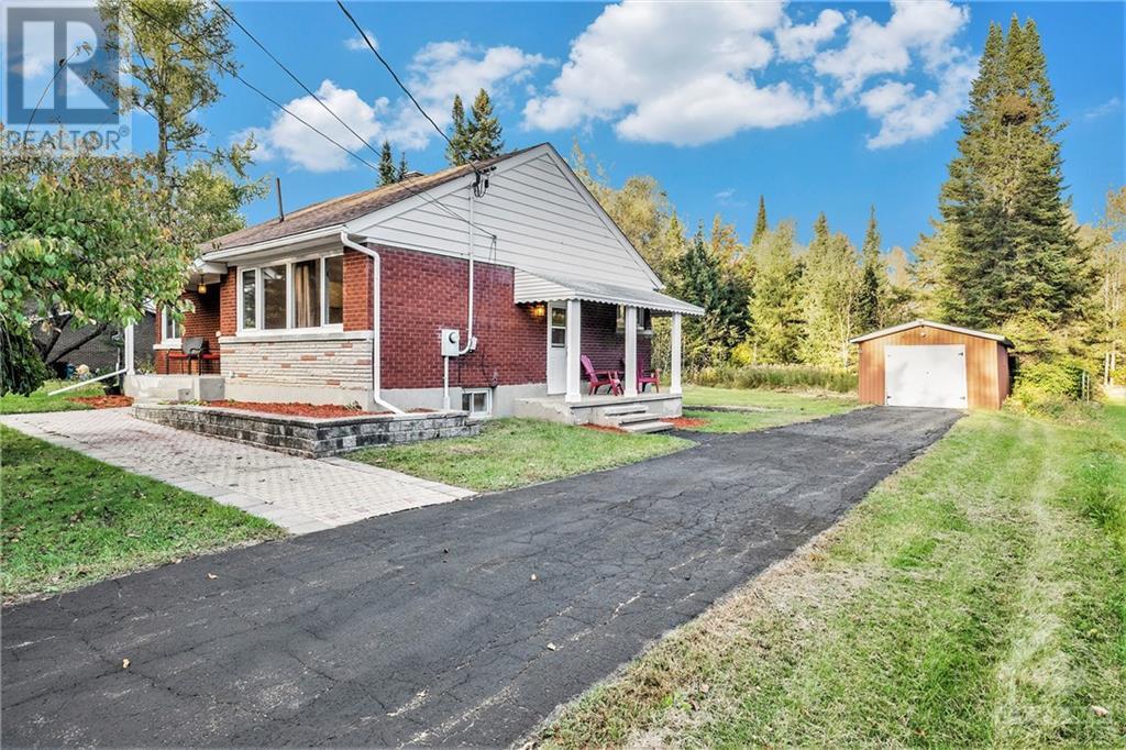 4431 Farmers Way, Ottawa, Ontario  K0A 1K0 - Photo 2 - 1365331