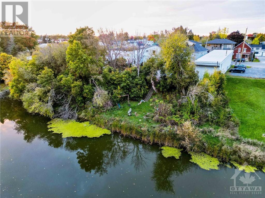 1010 Notre Dame Street, Embrun, Ontario  K0A 1W0 - Photo 3 - 1365369