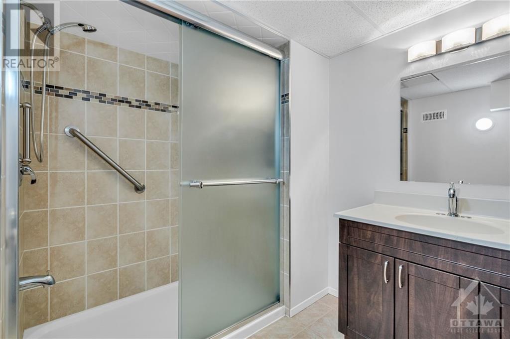 838 Eastvale Drive, Ottawa, Ontario  K1J 7A4 - Photo 23 - 1365620