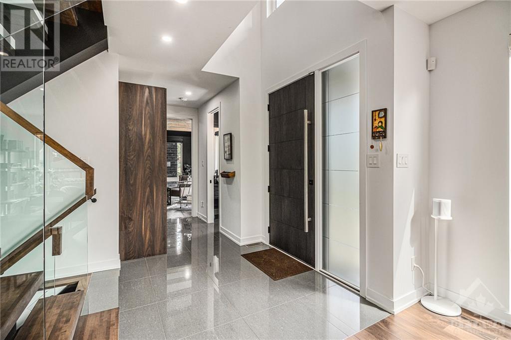 640 Mansfield Avenue, Ottawa, Ontario  K2A 0V5 - Photo 3 - 1365492