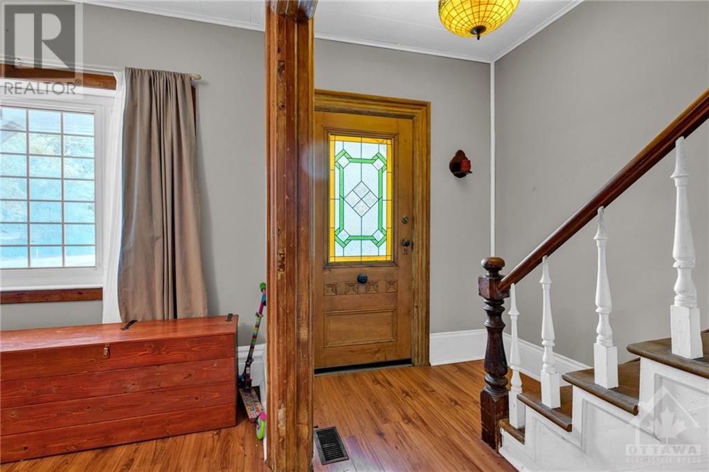 8134 Victoria Street, Metcalfe, Ontario  K0A 2P0 - Photo 2 - 1366082