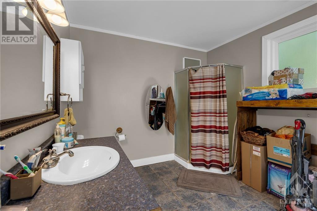 8134 Victoria Street, Metcalfe, Ontario  K0A 2P0 - Photo 7 - 1366082
