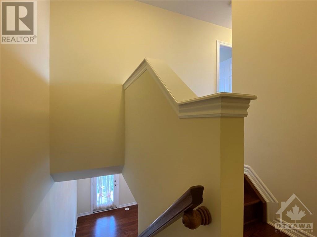 541 Meadowcreek Circle, Ottawa, Ontario  K2M 0J9 - Photo 18 - 1365351