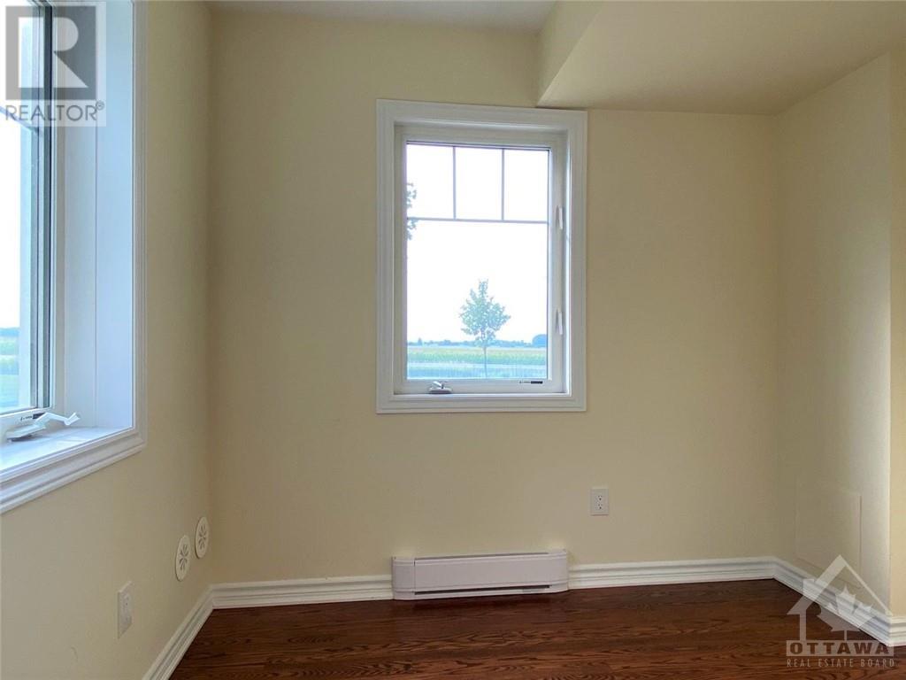 541 Meadowcreek Circle, Ottawa, Ontario  K2M 0J9 - Photo 5 - 1365351