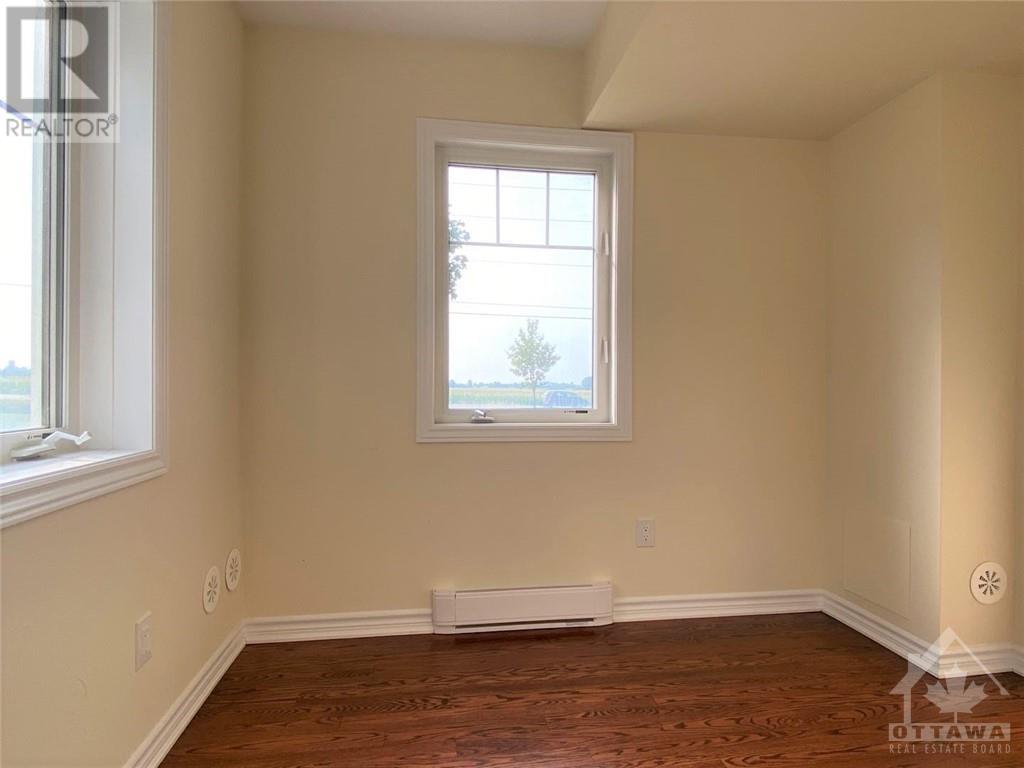 541 Meadowcreek Circle, Ottawa, Ontario  K2M 0J9 - Photo 6 - 1365351