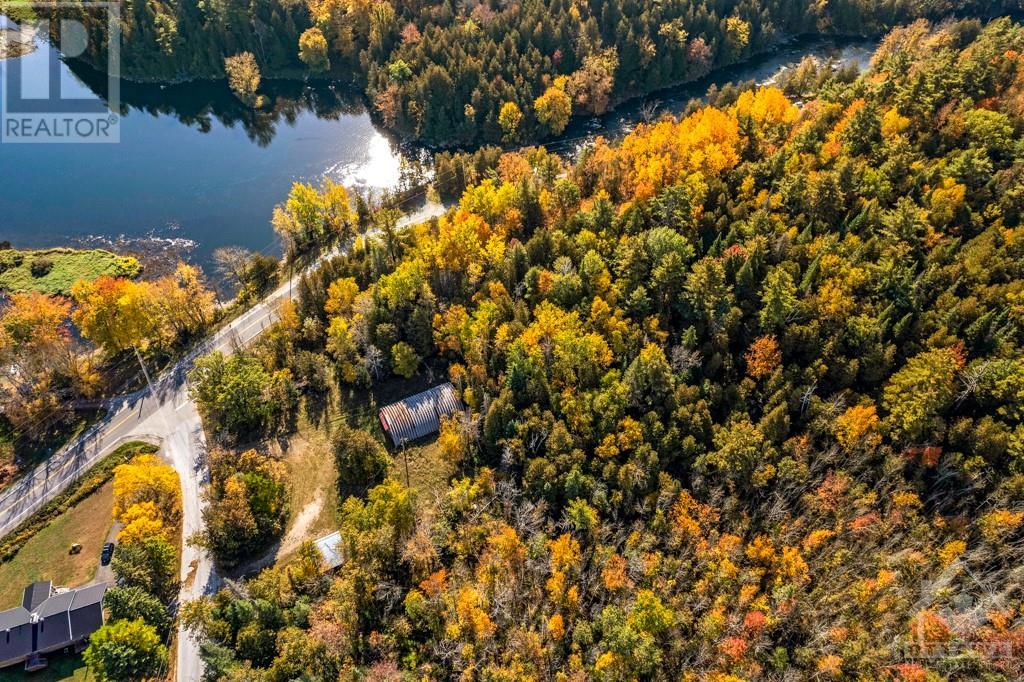 102A IRON MINE ROAD, lanark, Ontario