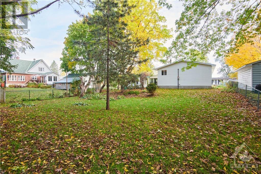 406 Joseph Street, Kemptville, Ontario  K0G 1J0 - Photo 26 - 1366021