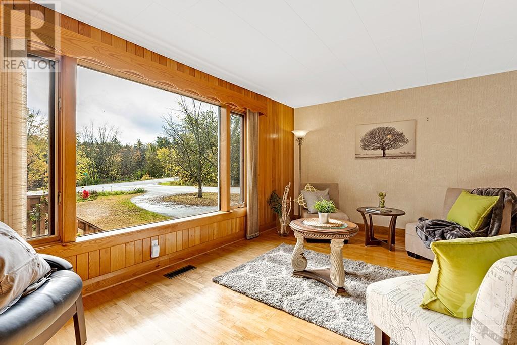 102 Iron Mine Road, Lanark, Ontario  K0G 1K0 - Photo 4 - 1365741