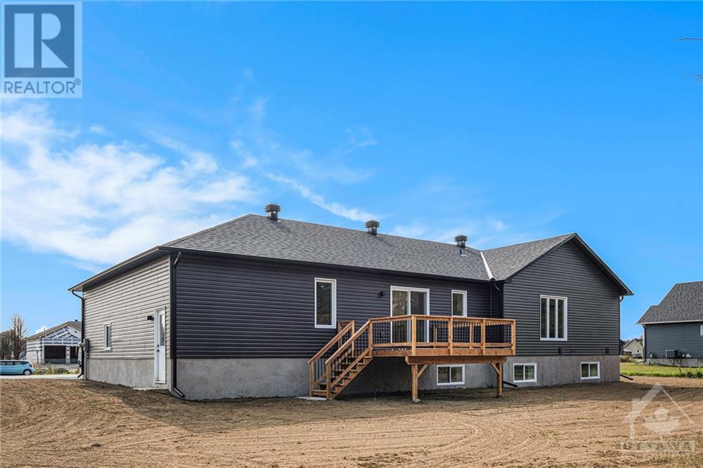 230 Etienne Street, Bourget, Ontario  K0A 1E0 - Photo 2 - 1365541