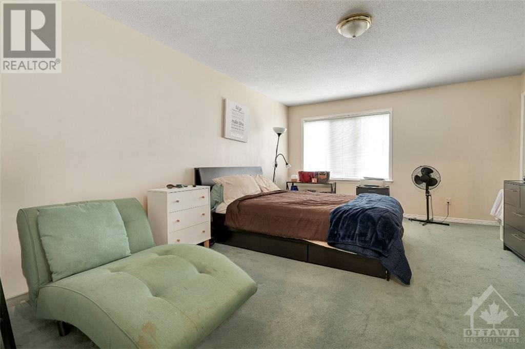 4576 Ogilvie Walk Crescent, Ottawa, Ontario  K1J 1G6 - Photo 11 - 1366087