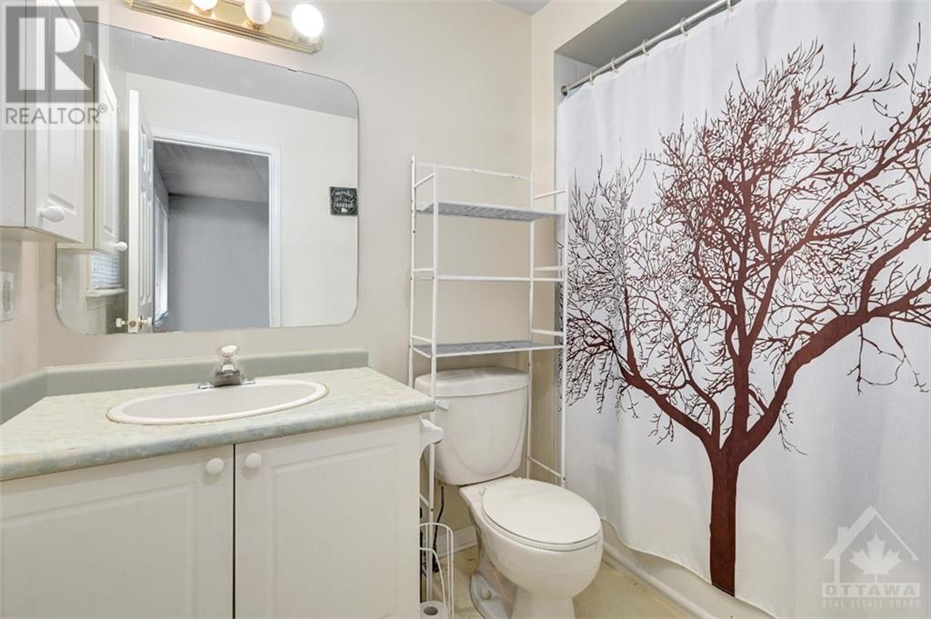 4576 Ogilvie Walk Crescent, Ottawa, Ontario  K1J 1G6 - Photo 12 - 1366087