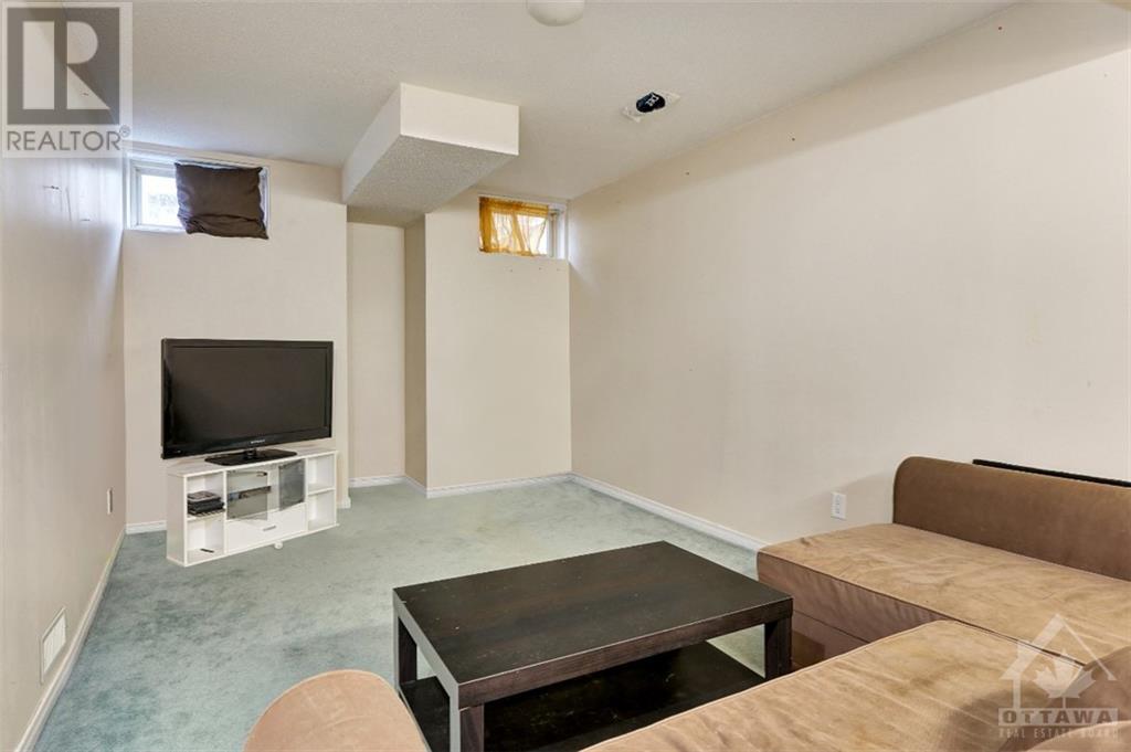 4576 Ogilvie Walk Crescent, Ottawa, Ontario  K1J 1G6 - Photo 16 - 1366087