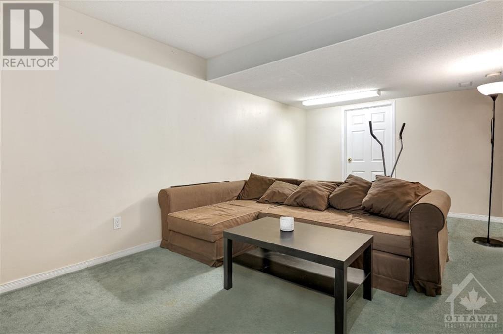 4576 Ogilvie Walk Crescent, Ottawa, Ontario  K1J 1G6 - Photo 17 - 1366087