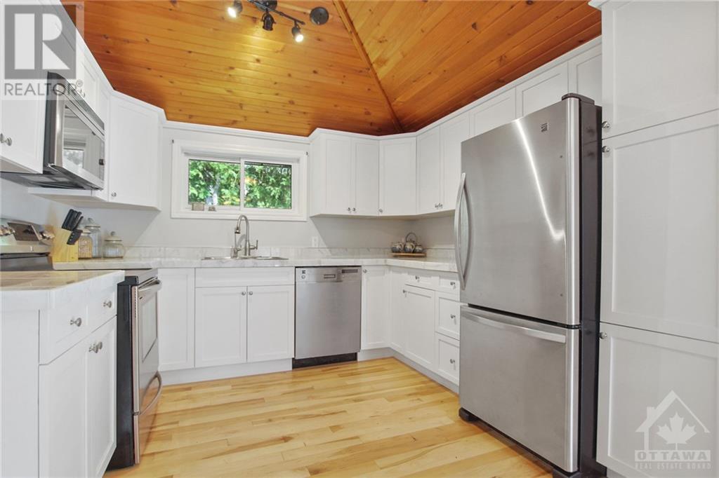 4568 Northwoods Drive, Ottawa, Ontario  K0A 3M0 - Photo 10 - 1366025