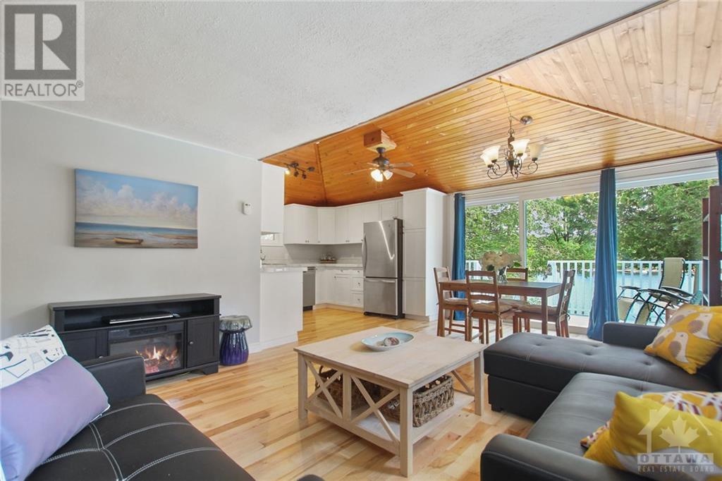 4568 Northwoods Drive, Ottawa, Ontario  K0A 3M0 - Photo 5 - 1366025