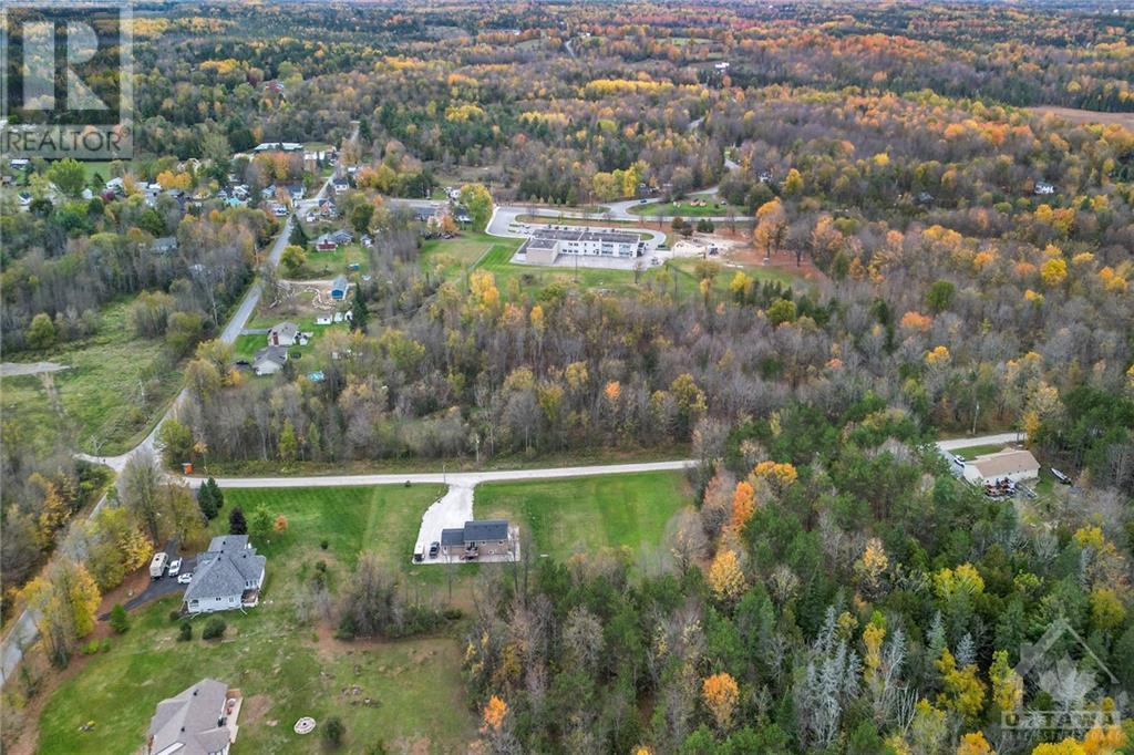 00 PAUL DRIVE, lanark, Ontario
