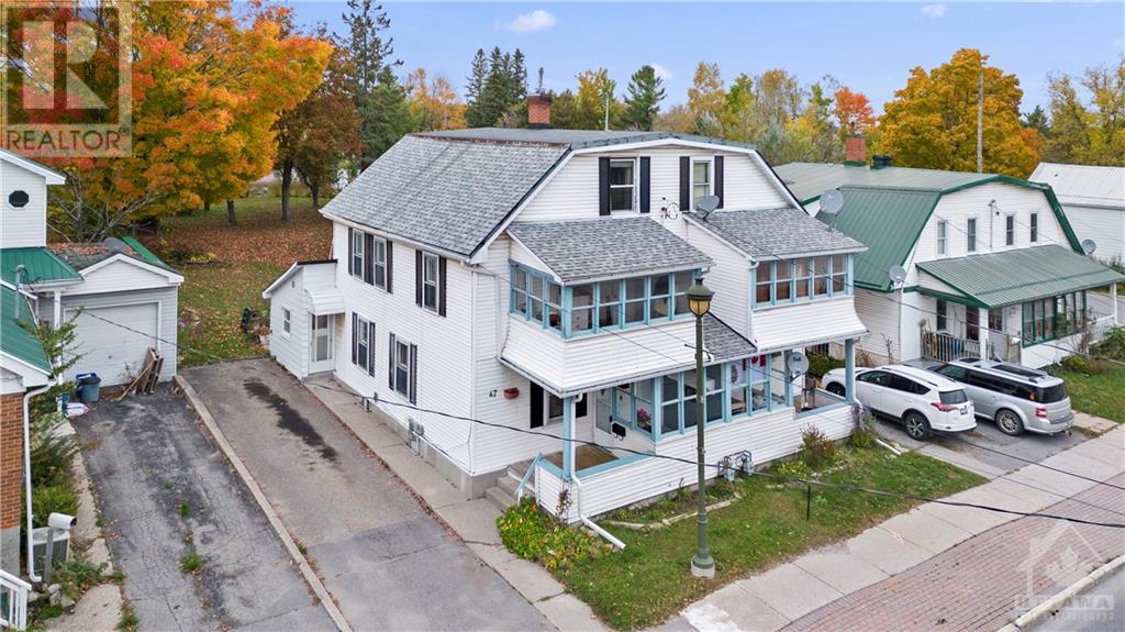 47-49 Townline Road E, Carleton Place, Ontario  K7C 2C8 - Photo 2 - 1365809
